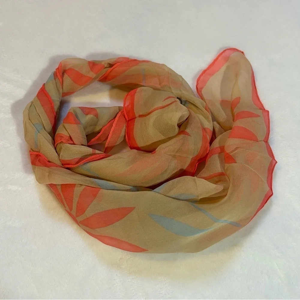 Vintage Glentex Hand Rolled Made in Japan Silk Floral Daisy Scarf